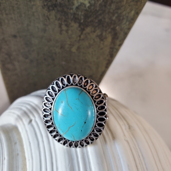 Silver Tone & Turquoise Stretch Band Ring 💥3 for $24💥 - Picture 13 of 17